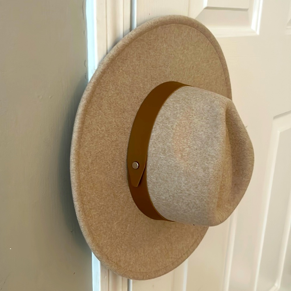 Fall hat